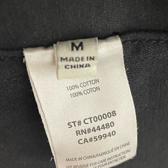 Black Casual Button Down Shirt with Collared Design - Picture 5 of 6